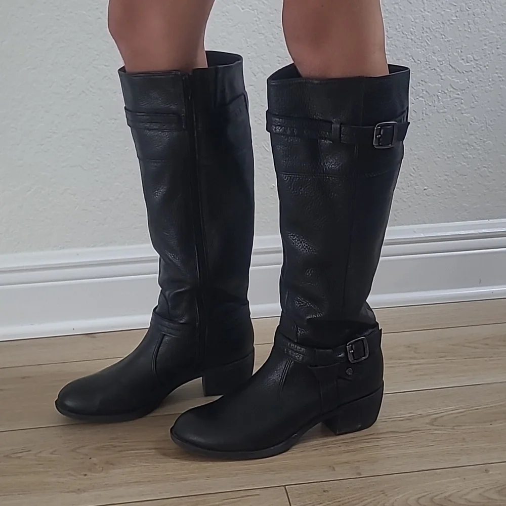 Nurture Knee High Black Leather Boots Size 9
